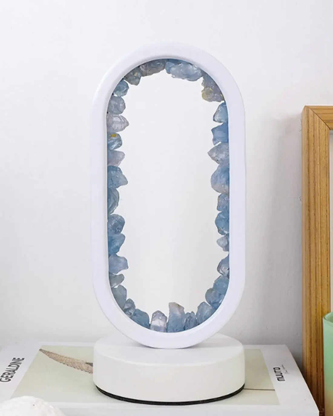 Miłośnicy Designu Lampa Stołowa LED – Eleganckie Kryształy i Uspokajające Światło 10