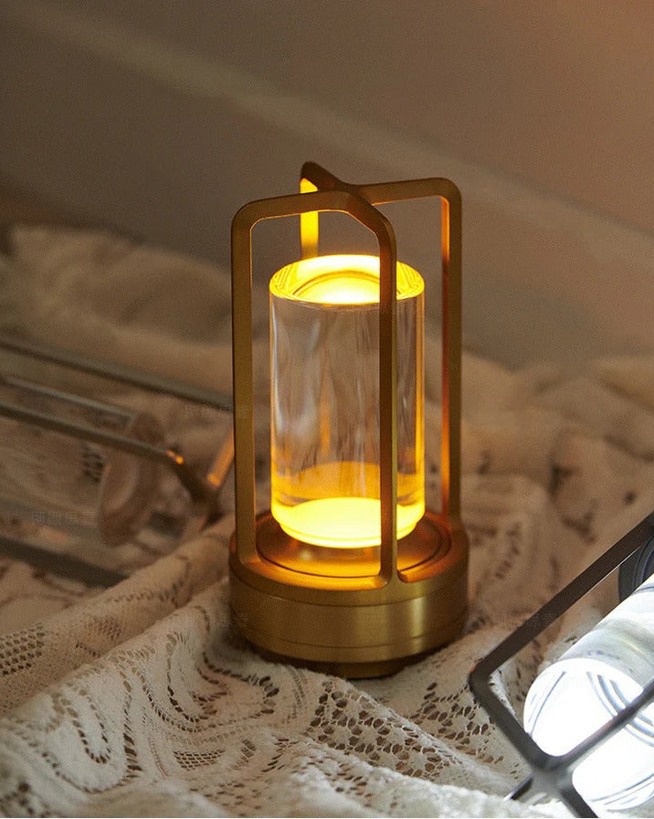 Miłośnicy Ogrodów Bezprzewodowa Lampa Stołowa LED – Ekologiczne Oświetlenie z Ładowaniem Słonecznym 1