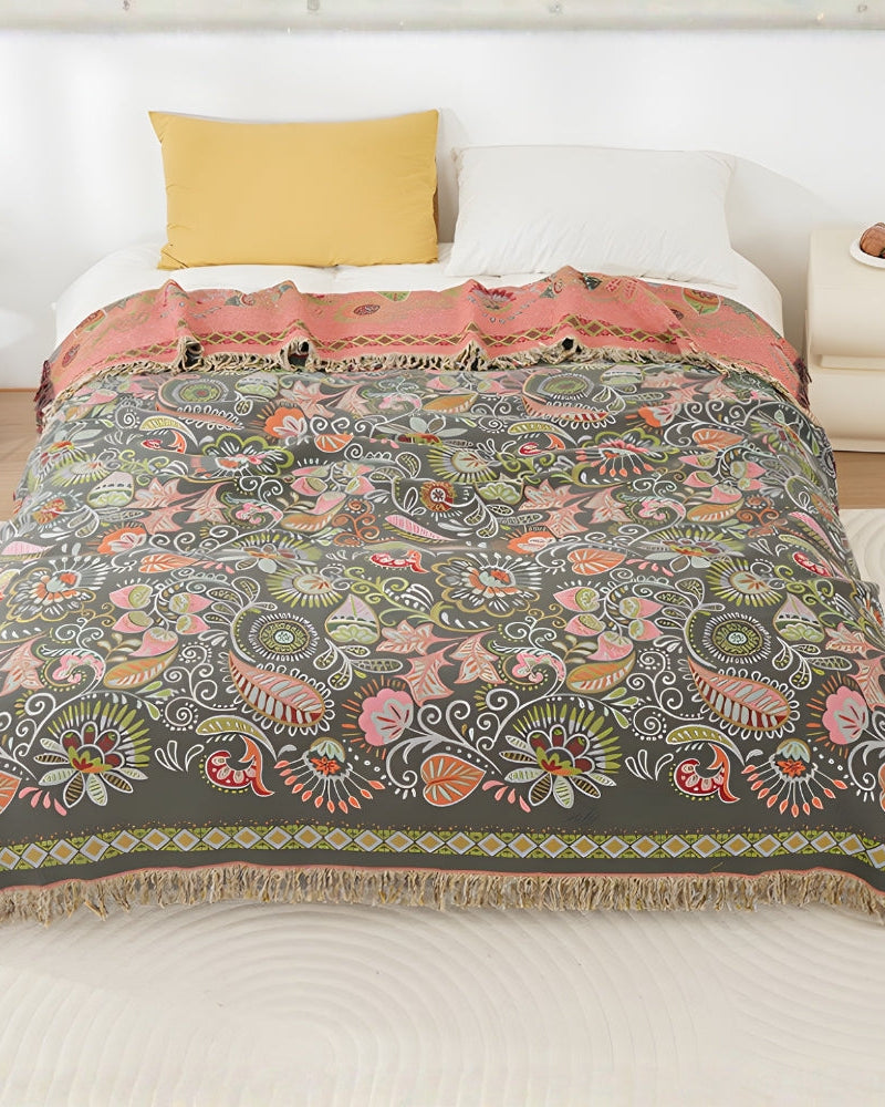 Miłośnicy Wnętrz Koc w Kwiaty – Dwustronny Design z Frędzlami dla Stylowego Wystroju 1