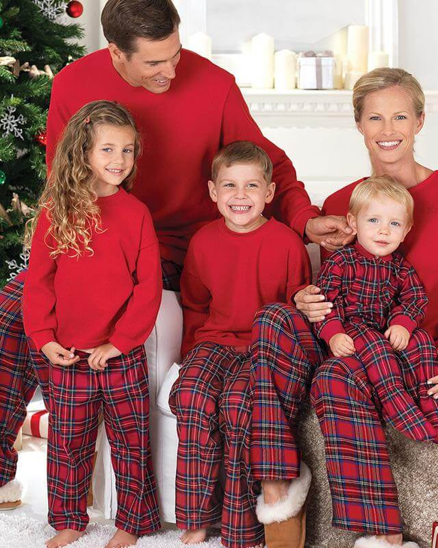 Rodzinna Piżama Świąteczna – Wygodny Zestaw z Kratką dla Ciepłych Chwil Razem 0