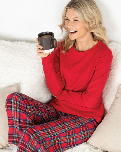 Rodzinna Piżama Świąteczna – Wygodny Zestaw z Kratką dla Ciepłych Chwil Razem 1