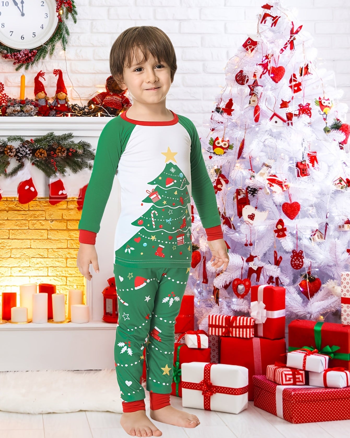 Rodzinny Zestaw Piżam Unisex – Wygodny Nadruk Choinki dla Świątecznego Relaksu 2