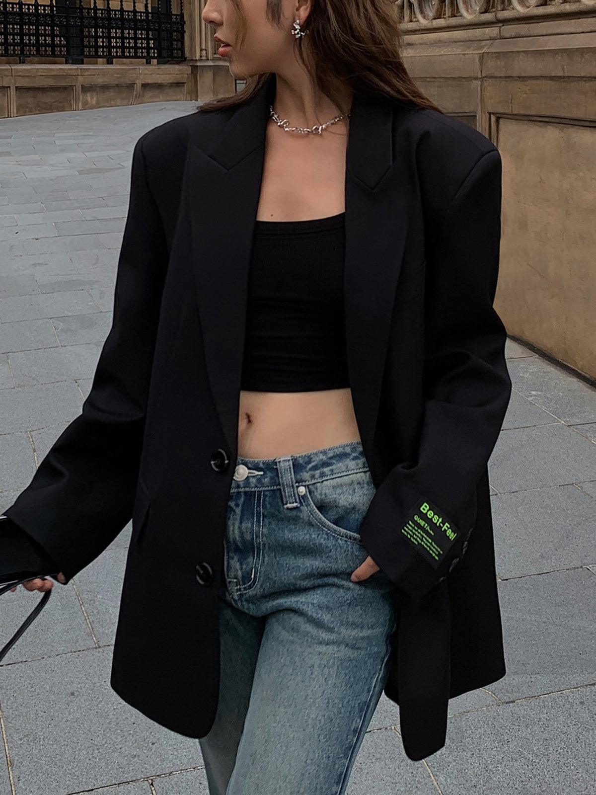 Czarna Marynarka Damska Oversize – Nowoczesny Pudełkowy Krój na Biznesowe i Codzienne Stylizacje 3