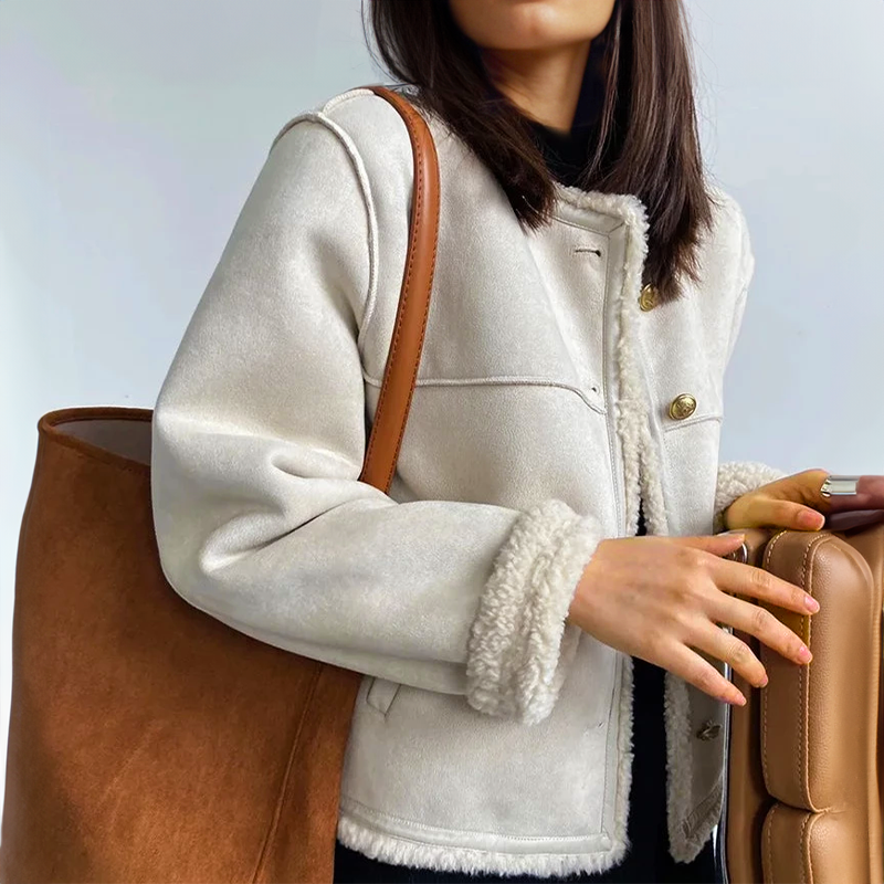 Damska Kurtka Zamszowa – Wygodny Krój z Miękką Podszewką do Codziennych Stylizacji 2