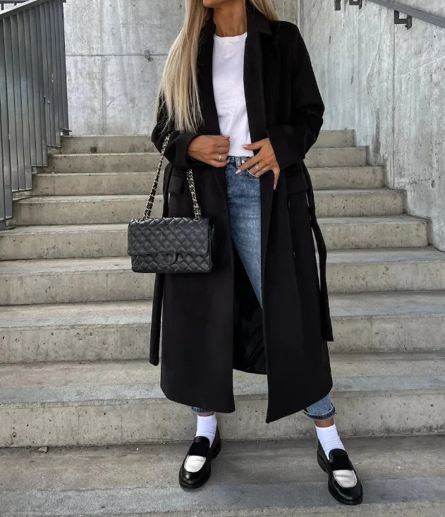 Kobiety Długi Płaszcz Zimowy – Elegancki Dwurzędowy Krój z Regulowanym Paskiem 3