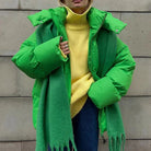 Kobiety Kurtka Puchowa Oversize – Modny Krótki Fason z Kapturem i Ciepłem 2