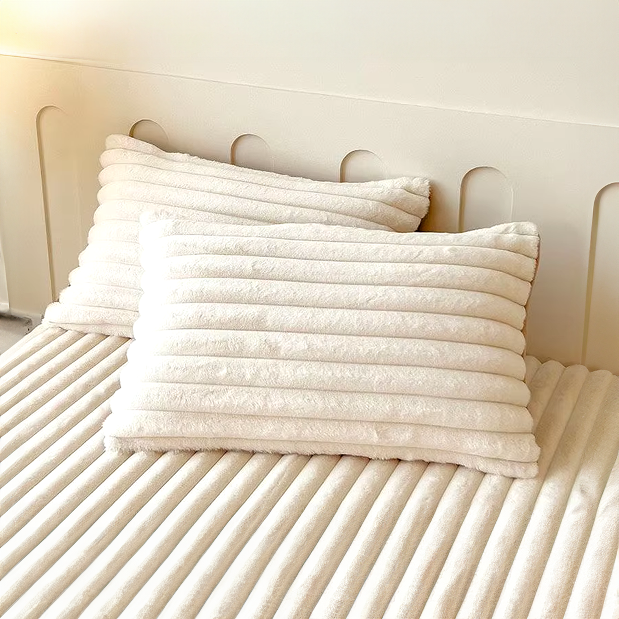 Miłośnicy Wygody Zestaw Poszewek na Poduszki – Prążkowana Tekstura i Puszystość 0